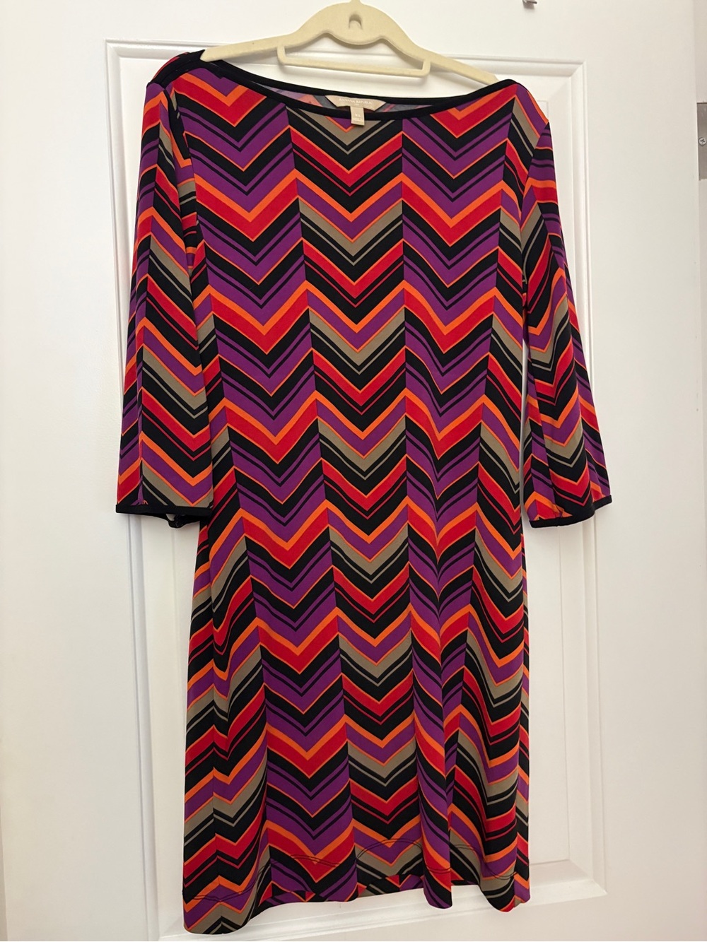 Banana Republic-Bold Chevron-Print Swing Dress in Purple, Red & Black